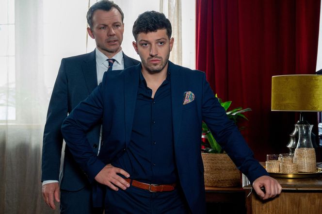 Barwy szczęścia odc. 3242: Bruno okazał się zwykłym OSZUSTEM! Justin poznał jego mroczną tajemnicę. Tego nikt się nie spodziewał!