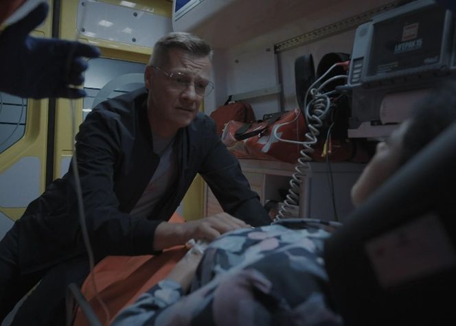 M jak miłość odc. 1883: Po ataku Hoffmana – dramatyczna akcja ratunkowa Kingi! Piotrek w panice!